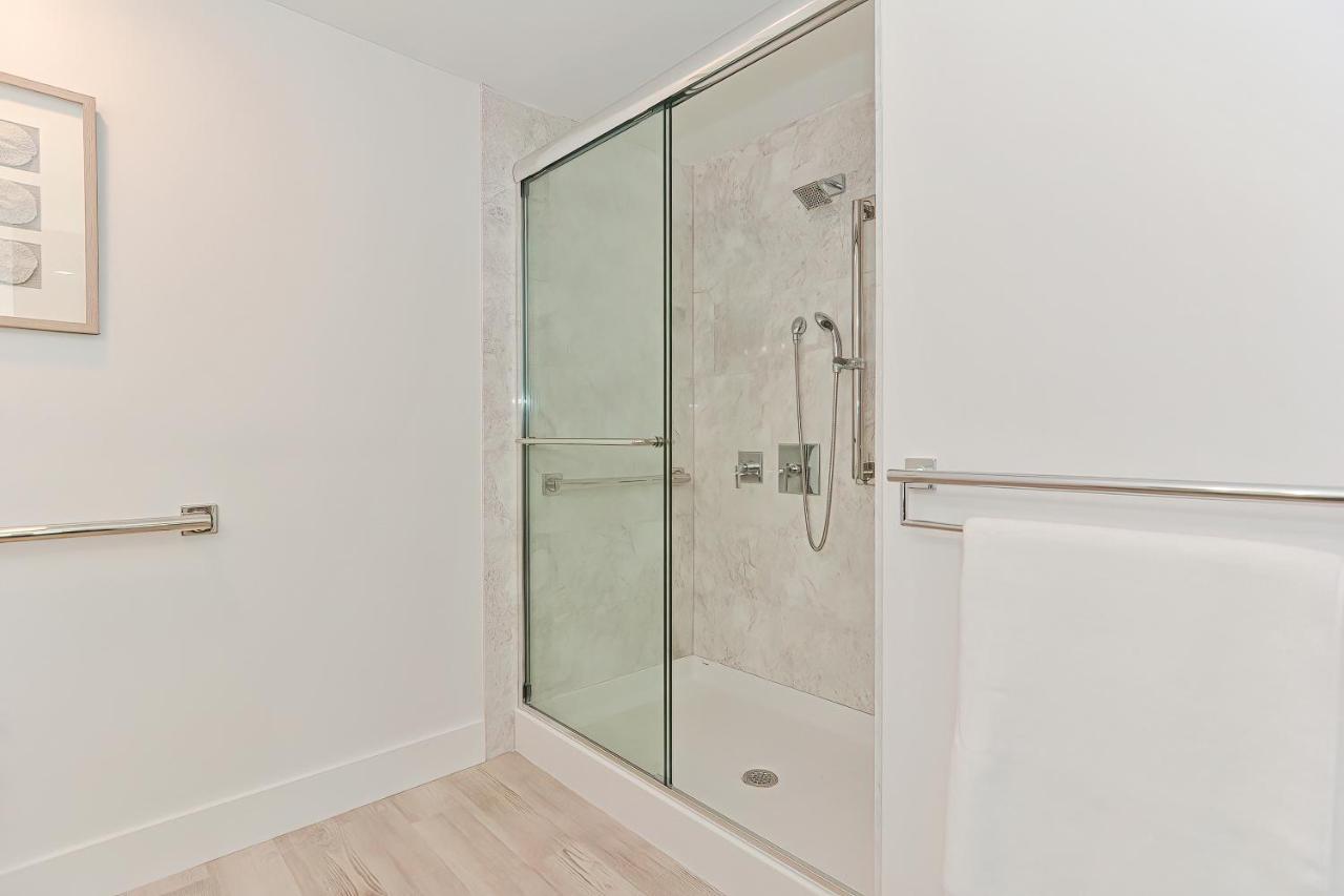 Harbourtown Suites 普里茅斯 外观 照片